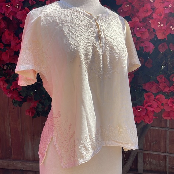 Vintage vanilla cream peasant blouse - Picture 8 of 15